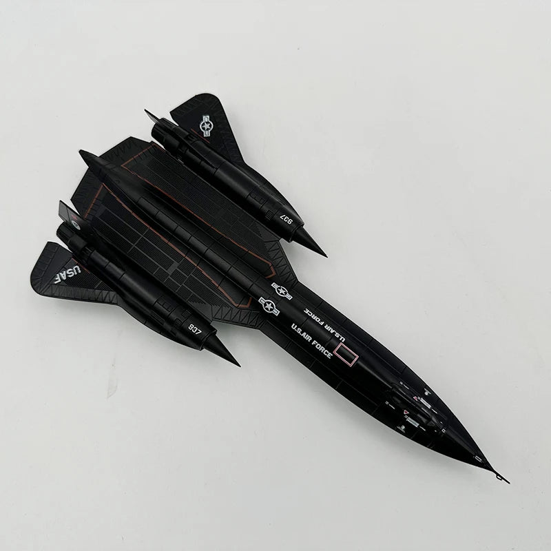 SR-71 Blackbird - 1/144