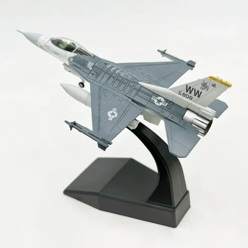 F-16 Fighter Aircraft USAF - 1/100 Scale