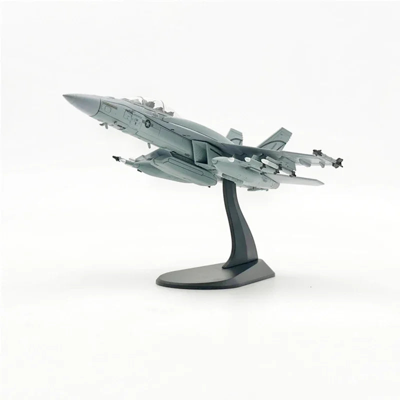 F/A-18 Super Hornet - 1/100