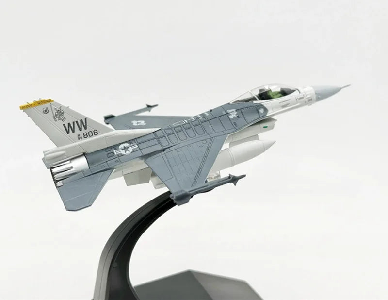 F-16 Fighter Aircraft USAF - 1/100 Scale