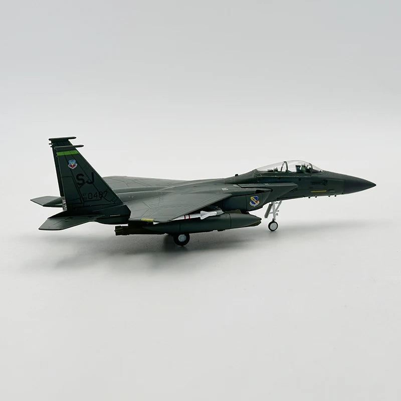 F15 Strike Eagle Fighter USAF - SJ (Dark Grey) - 1/100 Scale