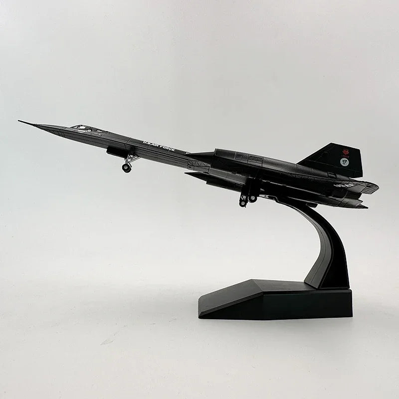 SR-71 Blackbird - 1/144