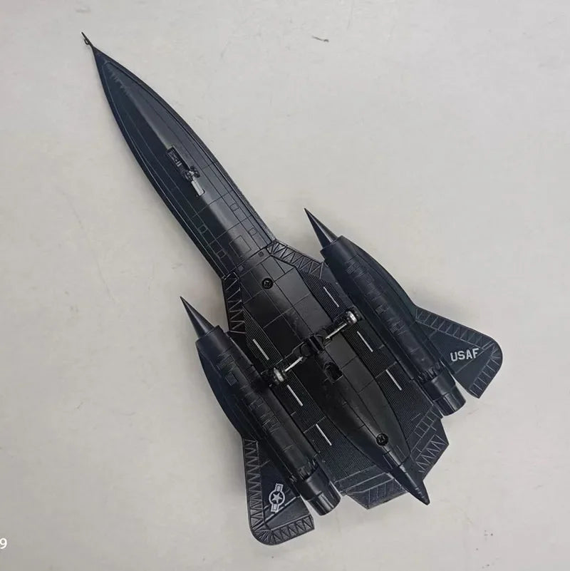 SR-71 Blackbird - 1/144